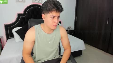 Snapshot of maxxicruz chatting on 01-15-25, 08:16 Maxxi online show from 01-15-25, 08:16