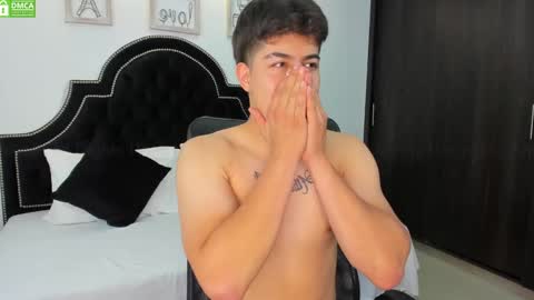 Snapshot of maxxicruz chatting on 02-03-25, 07:00 Maxxi online show from 02-03-25, 07:00