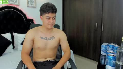 Snapshot of maxxicruz chatting on 02-07-25, 10:41 Maxxi online show from 02-07-25, 10:41