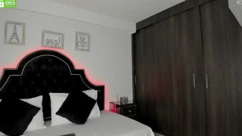 Snapshot of maxxicruz chatting on 02-24-25, 09:20 Maxxi online show from 02-24-25, 09:20