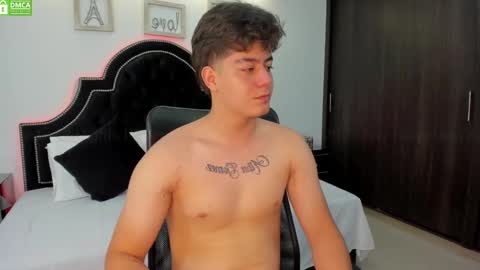 Snapshot of maxxicruz chatting on 02-28-25, 06:52 Maxxi online show from 02-28-25, 06:52