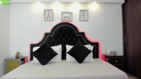 Snapshot of maxxicruz chatting on 03-04-25, 10:57 Maxxi online show from 03-04-25, 10:57