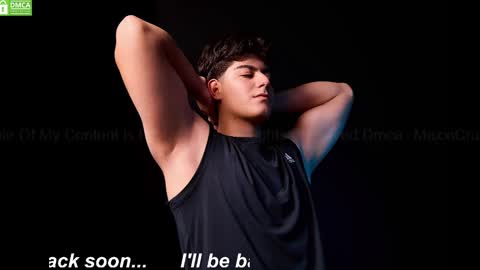 Snapshot of maxxicruz chatting on 03-12-25, 05:35 Maxxi online show from 03-12-25, 05:35