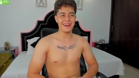 Snapshot of maxxicruz chatting on 03-12-25, 08:41 Maxxi online show from 03-12-25, 08:41