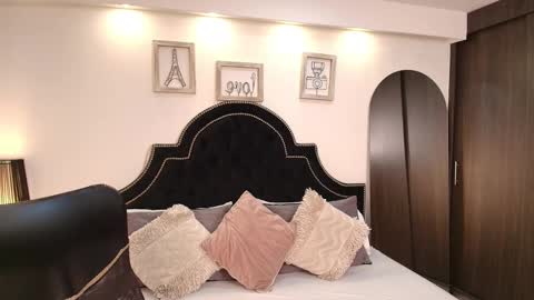 Snapshot of maxxicruz chatting on 09-16-25, 12:55 Maxxi online show from 09-16-25, 12:55