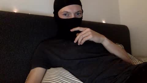 Max online show from 06-09-26, 10:27