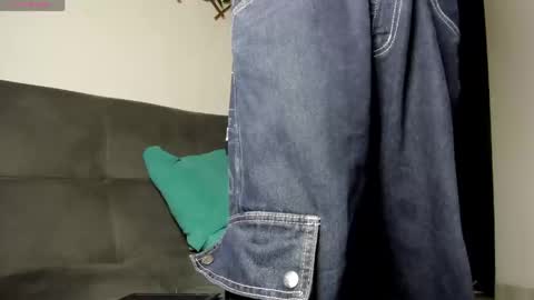 Max online show from 04-16-26, 03:18