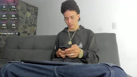 Snapshot of maxxx_bigcock chatting on 07-07-26, 02:36 Max online show from 07-07-26, 02:36
