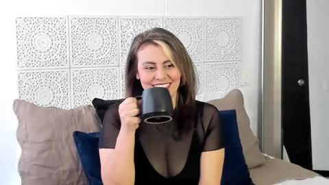 Victoria online show from 12-19-24, 03:08