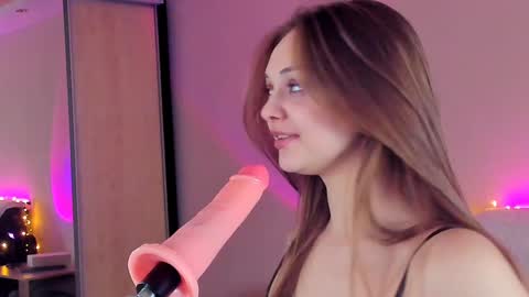 Snapshot of may_fl0wer chatting on 01-24-25, 02:51 May Flower online show from 01-24-25, 02:51