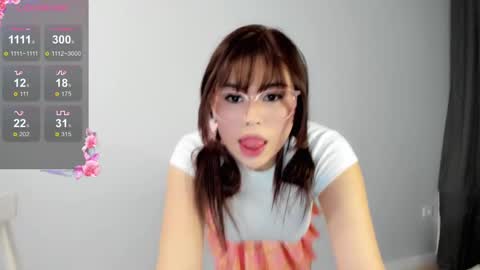 Mia online show from 01-25-25, 11:43