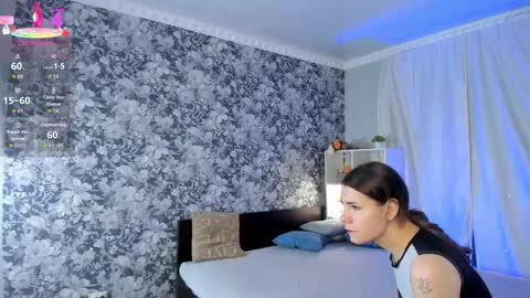 Leila online show from 09-13-25, 10:04