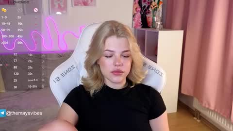 Maya online show from 02-06-26, 03:22