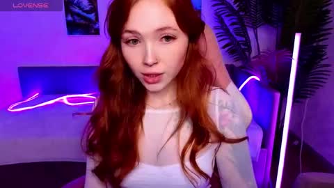 Maya online show from 10-22-25, 02:01