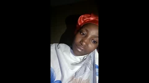 Snapshot of maya_melody chatting on 02-19-26, 07:32 maya_melody online show from 02-19-26, 07:32