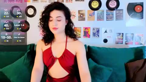 Snapshot of maya_rogerss chatting on 06-24-26, 02:49 Maya online show from 06-24-26, 02:49