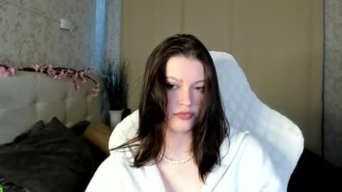 Mimi online show from 06-07-26, 01:10