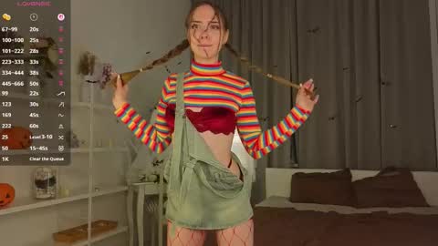 My name is Kara  online show from 10-30-25, 08:42