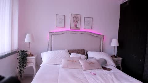 Mayajhons online show from 02-15-26, 02:03