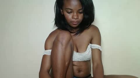 mayalabelle online show from 11-22-25, 05:23