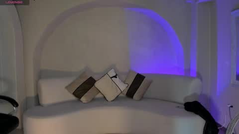 Maya online show from 02-25-26, 03:49