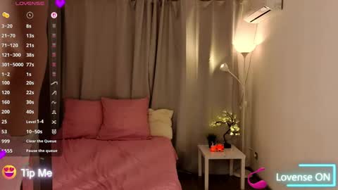 Alice online show from 04-21-26, 04:12