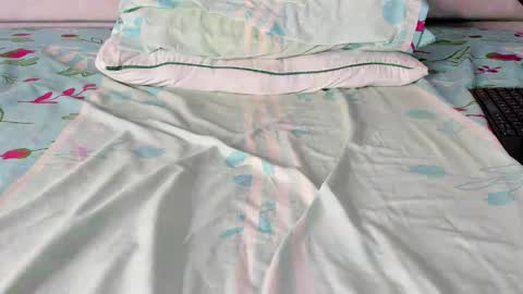 Maybelline69 online show from 11-09-25, 09:51