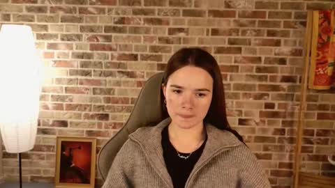 maybloom_ online show from 12-23-25, 11:08