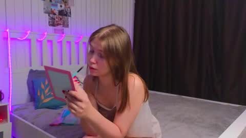 Snapshot of maygoodsell chatting on 11-08-25, 07:12 Ann online show from 11-08-25, 07:12