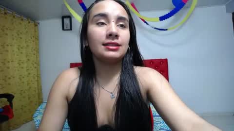 Snapshot of maylin_hornyy19 chatting on 06-27-26, 03:11 Maylin online show from 06-27-26, 03:11