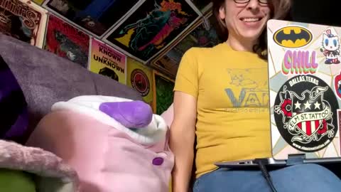 Snapshot of mayra_mayhem chatting on 12-15-24, 07:10 diana doll online show from 12-15-24, 07:10