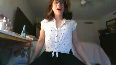 Snapshot of mayra_mayhem chatting on 12-16-24, 03:00 diana doll online show from 12-16-24, 03:00