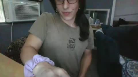 Snapshot of mayra_mayhem chatting on 09-29-25, 09:08 diana doll online show from 09-29-25, 09:08