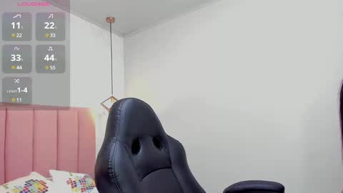 Snapshot of mayroberts chatting on 02-03-25, 12:14 MAY online show from 02-03-25, 12:14