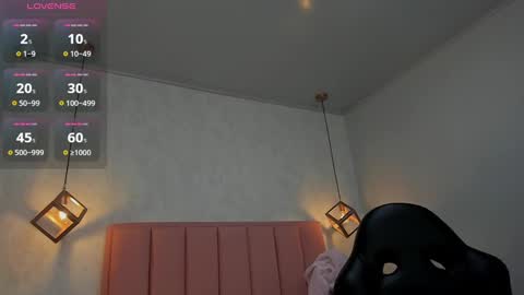 Snapshot of mayroberts chatting on 02-04-25, 12:11 MAY online show from 02-04-25, 12:11