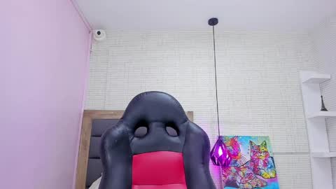  MAY   online show from 05-09-26, 07:08