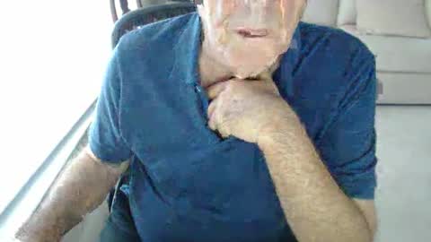 Snapshot of mbeastie chatting on 01-22-25, 07:56 Beastie online show from 01-22-25, 07:56