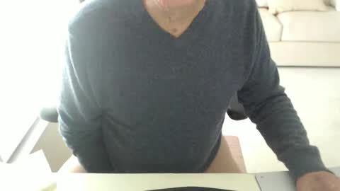 Snapshot of mbeastie chatting on 02-03-26, 04:12 Beastie online show from 02-03-26, 04:12