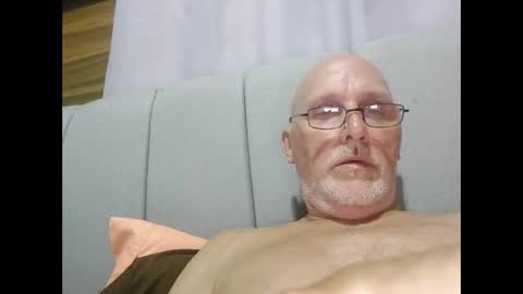 Snapshot of mbravo420 chatting on 05-29-26, 12:19 mbravo420 online show from 05-29-26, 12:19