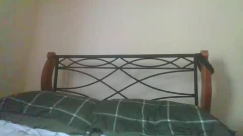 Mark online show from 10-21-25, 04:51