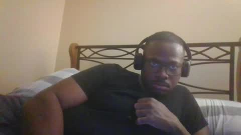 Snapshot of mbsupreme chatting on 06-12-26, 03:16 Mark online show from 06-12-26, 03:16