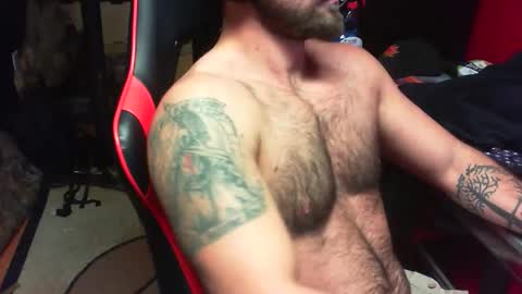 Snapshot of mcbethtime chatting on 01-08-26, 08:55 mcbethtime online show from 01-08-26, 08:55