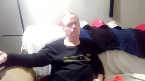 mcfly1973 online show from 12-25-24, 12:26