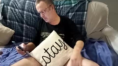 mcfly1973 online show from 12-31-24, 02:29