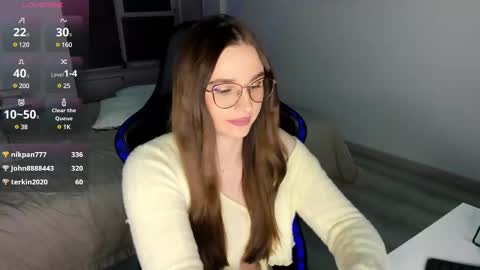 mcfly_11 online show from 02-08-25, 02:04