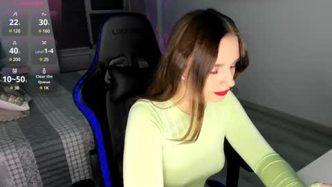 mcfly_11 online show from 02-08-25, 10:51