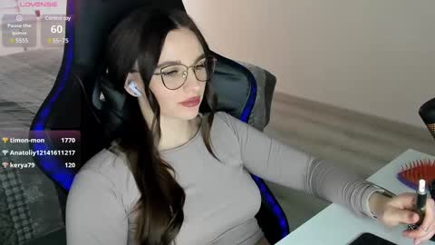 mcfly_11 online show from 03-09-25, 09:02