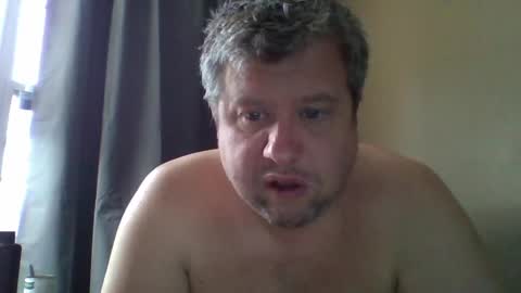 Snapshot of mckhero chatting on 04-01-26, 02:58 Sean online show from 04-01-26, 02:58