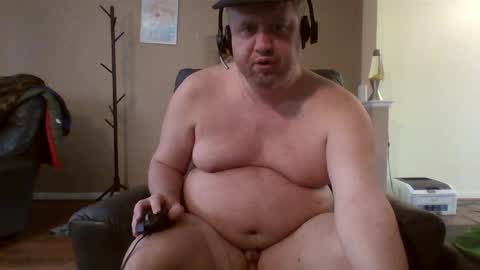 Snapshot of mckhero chatting on 05-03-26, 08:59 Sean online show from 05-03-26, 08:59