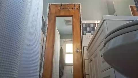 Snapshot of mcmuffin1827 chatting on 11-03-25, 02:51 Mcmuffin1827 online show from 11-03-25, 02:51